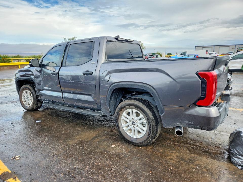 2024 Toyota Tundra VIN 5TFLA5DBXRX221676 COPART salvage auction — SIDE, NM - CERT OF TITLE-SALVAGE, sold $17,000 on 2026-10-22 (photo 2)