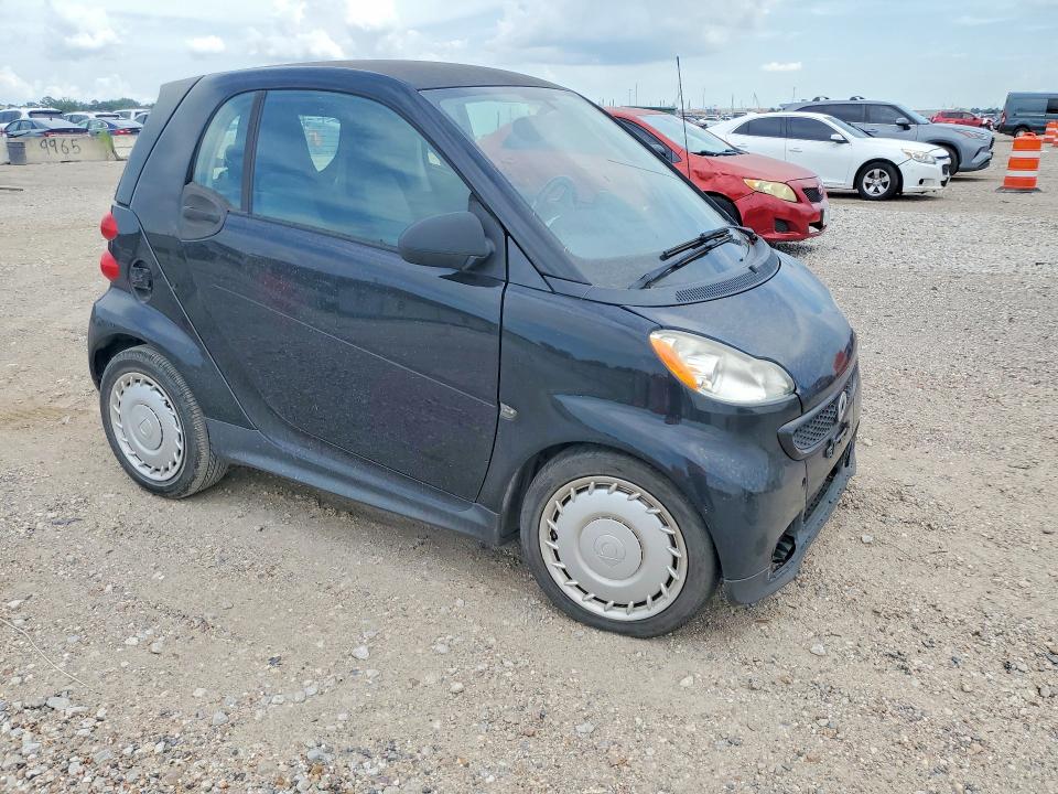 2015 Smart Fortwo VIN WMEEJ3BA2FK800890 COPART salvage auction — MECHANICAL, Tx - Certificate Of Title, sold $600 on 2026-09-17 (photo 4)