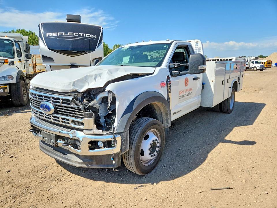 2025 Ford F450 VIN 1FDUF4HT0SDA08693 — COPART salvage auction photo
