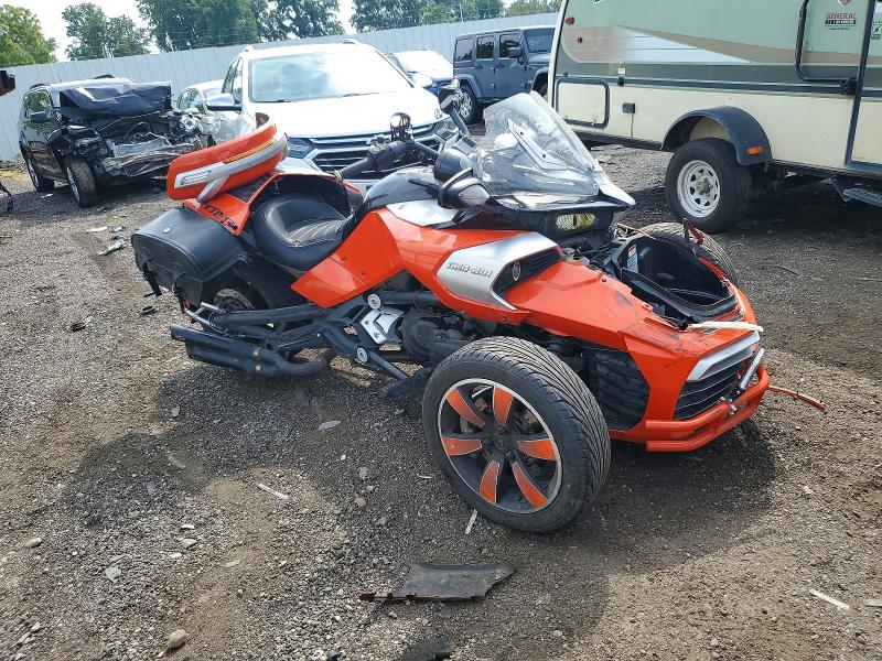 2015 Can-am/ brp Spyder VIN 2BXRDDD21FV004112 COPART salvage auction — FRONT END, Salvage Title, sold $875 on 2026-09-18 (photo 1)