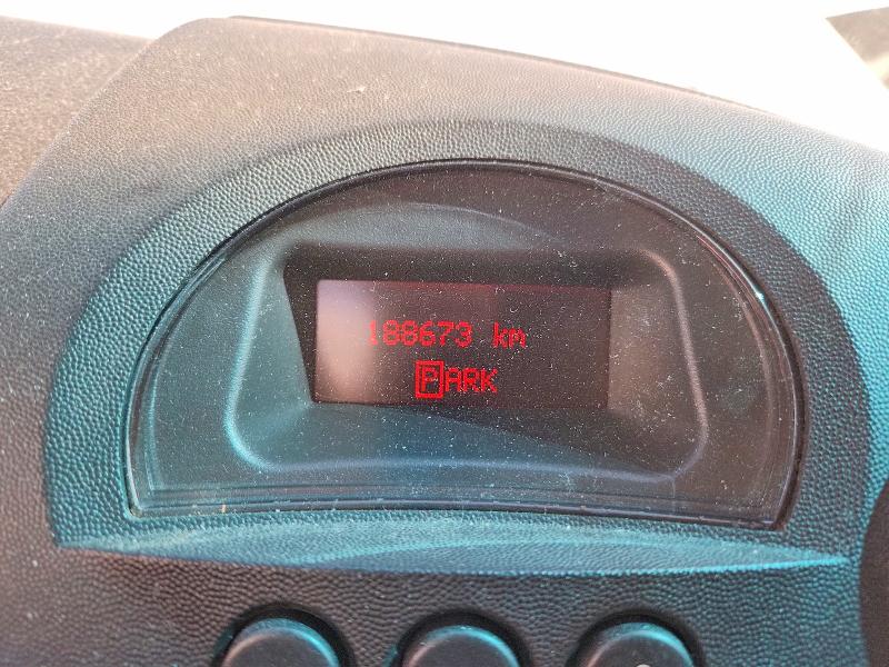 2006 Pontiac Grand prix VIN 2G2WP552561176136 COPART salvage auction — REAR END, AB - BOS - NONREPAIRABLE, sold $100 on 2026-09-24 (photo 9)