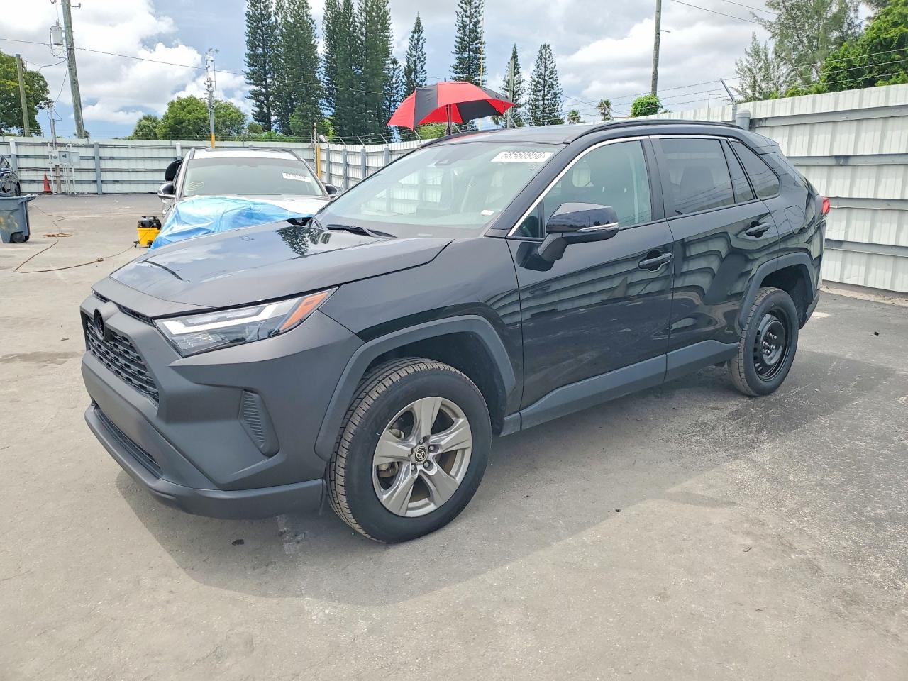 2024 Toyota RAV4 VIN 2T3W1RFV4RW334314 — COPART salvage auction photo
