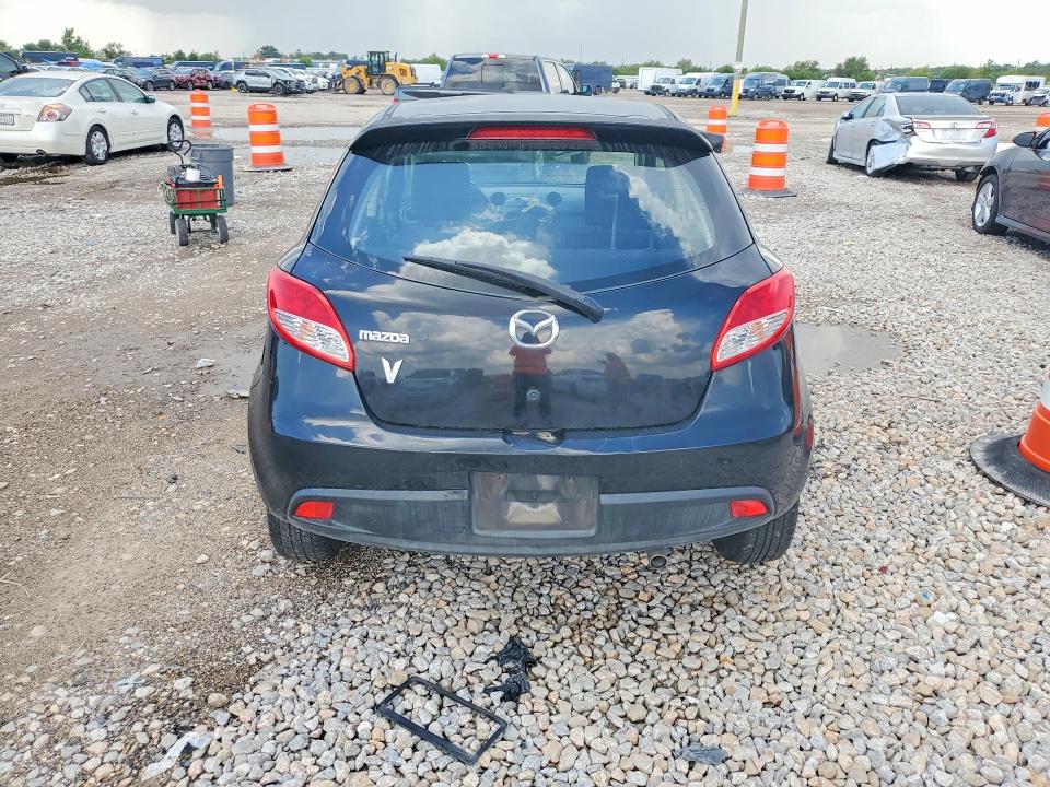 2014 Mazda 2 VIN JM1DE1LY7E0175797 COPART salvage auction — MECHANICAL, Tx - Certificate Of Title, sold $250 on 2026-09-21 (photo 6)