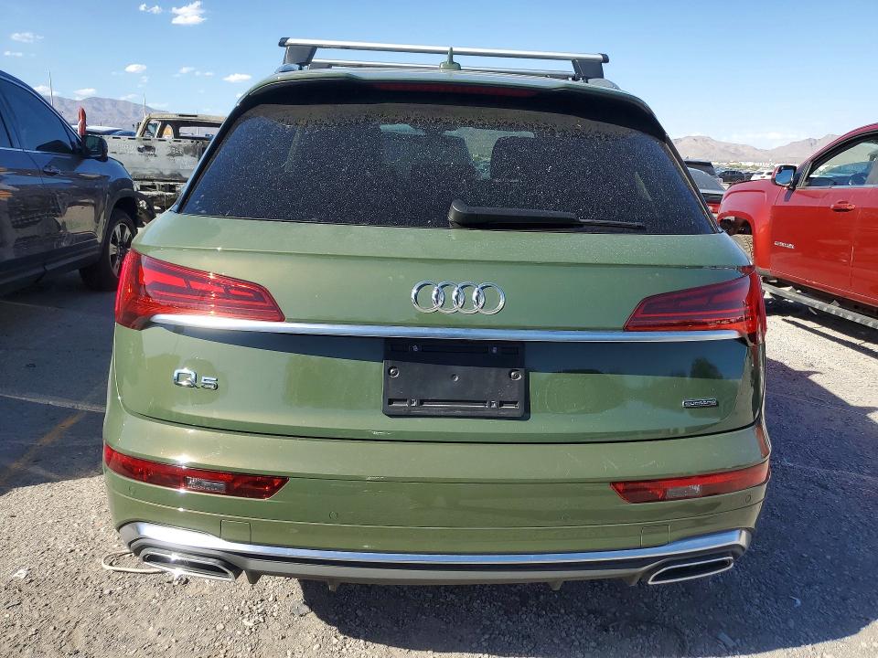 2025 Audi Q5 VIN WA1EAAFY2S2050180 COPART salvage auction — SIDE, Salvage Title, sold $21,700 on 2026-10-13 (photo 6)