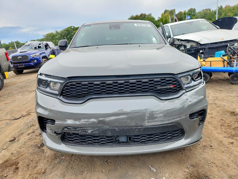 2026 Dodge Durango VIN 1C4RDJDGXTC246551 COPART salvage auction — ROLLOVER, CT - CERTIFICATE OF TITLE, sold $16,100 on 2026-10-14 (photo 5)