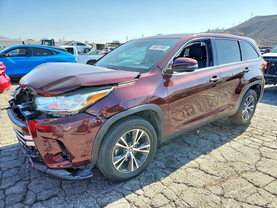 2019 Toyota Highlander VIN 5TDZARFH9KS055004 — COPART salvage auction photo
