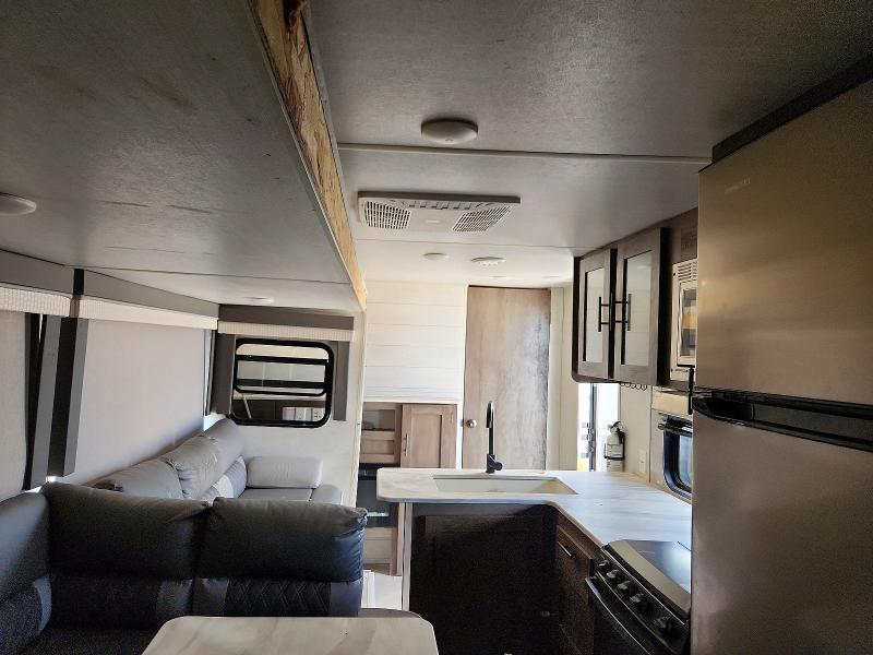 2021 Foresriver VIN 4X4TSMB20M7424914 COPART salvage auction — MINOR DENT/SCRATCHES, MS - CERTIFICATE OF TITLE (P), sold $5,000 on 2026-09-18 (photo 5)