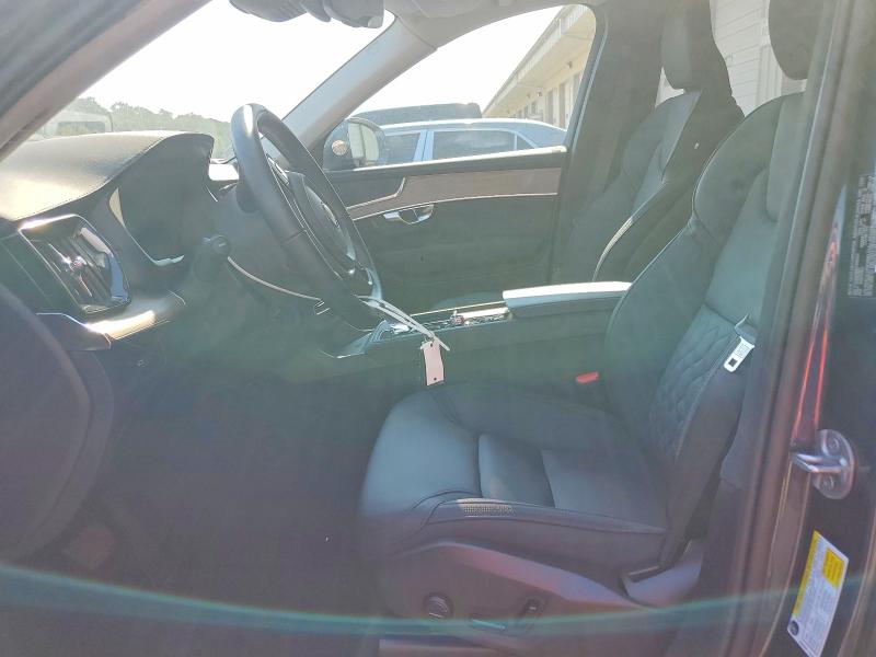 2025 Volvo Xc90 plus VIN YV4062PB9S1368429 COPART salvage auction — MINOR DENT/SCRATCHES, CT, sold $22,600 on 2026-10-01 (photo 7)