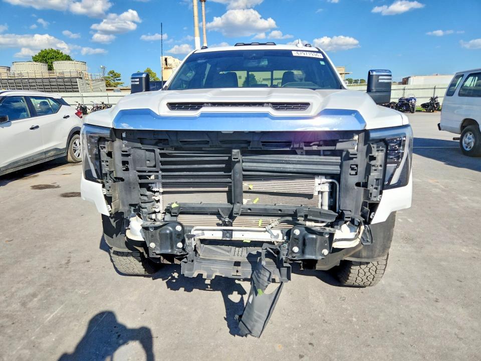 2025 Gmc SIERRA VIN 1GT4UNEY1SF161233 COPART salvage auction — REAR END, Ok - Cert Of Title-Salvage, sold $31,000 on 2026-09-30 (photo 5)