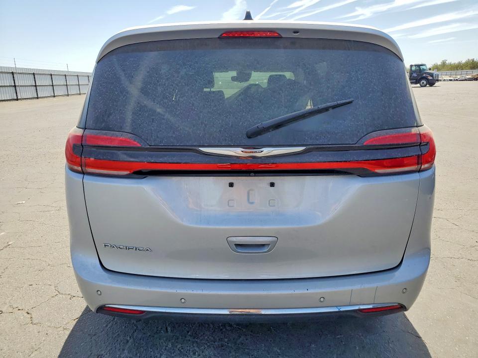 2024 Chrysler Pacifica VIN 2C4RC1BG3RR132977 COPART salvage auction — FRONT END, CA - SALVAGE CERTIFICATE, sold $8,100 on 2026-10-12 (photo 6)