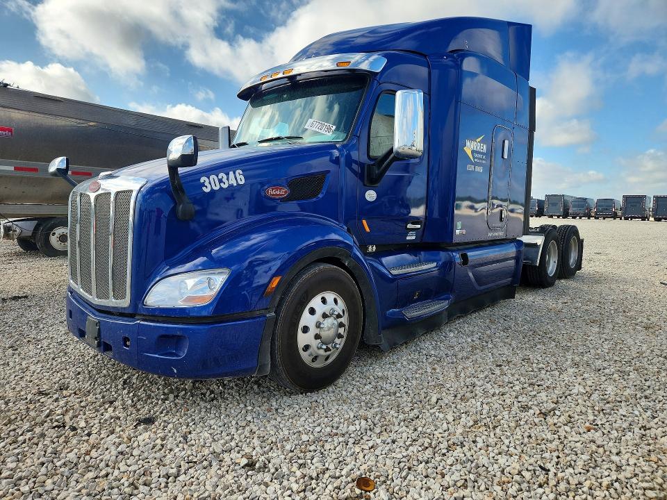 2020 Peterbilt 579 VIN 1XPBDP9X8LD656402 — COPART salvage auction photo