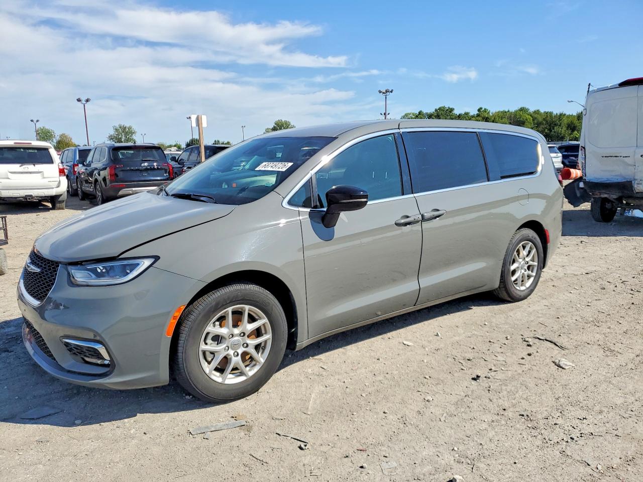 2025 Chrysler Pacifica VIN 2C4RC1BG3SR554916 — COPART salvage auction photo