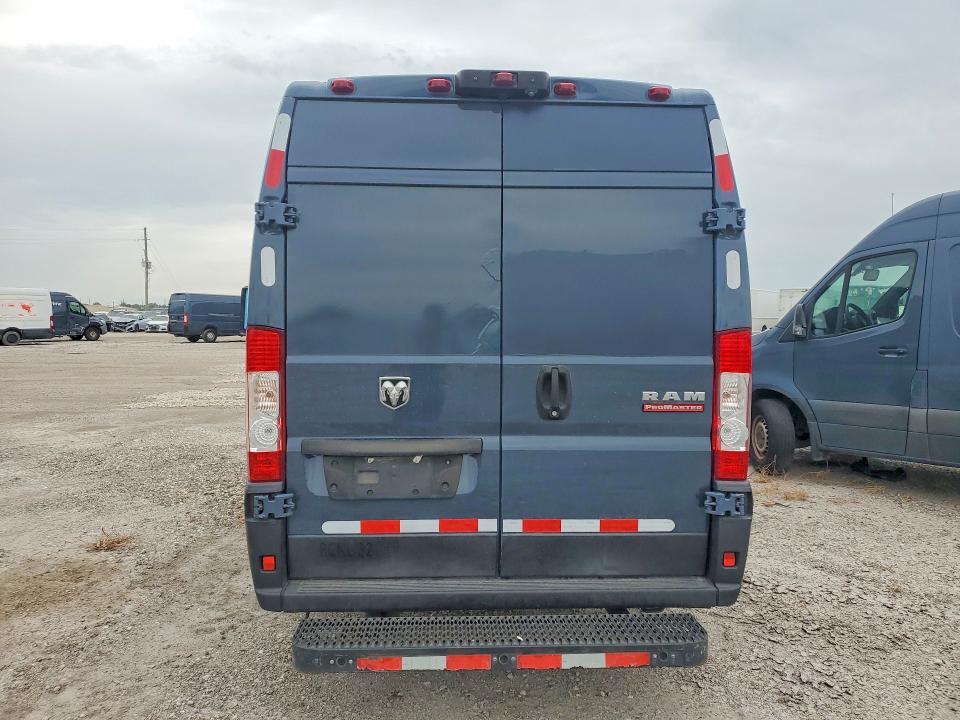 2021 Ram VIN 3C6FRVJG0ME501029 COPART salvage auction — MINOR DENT/SCRATCHES, Tx - Certificate Of Title, sold $0 on 2026-10-10 (photo 6)