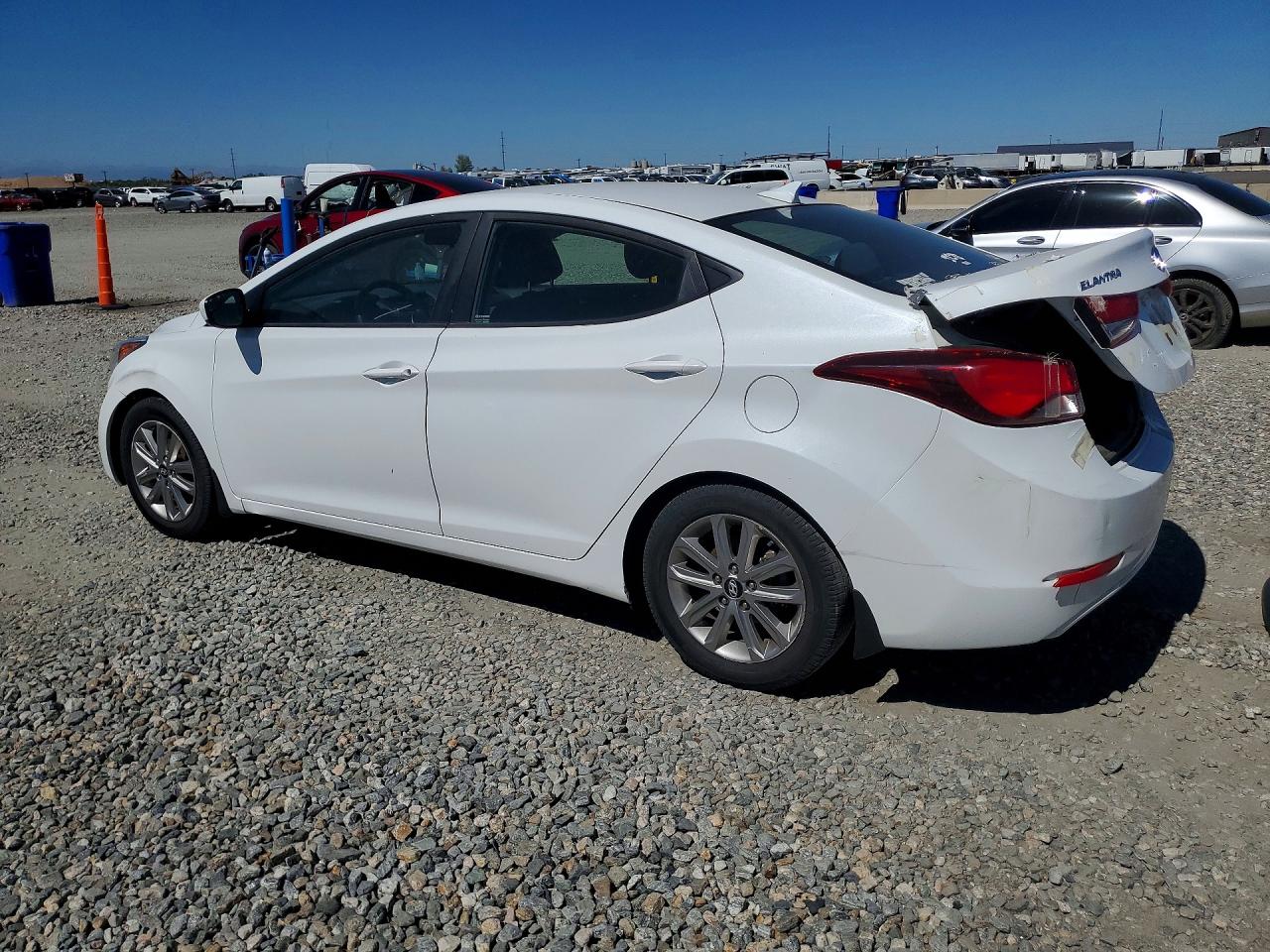 2015 Hyundai Elantra VIN 5NPDH4AE9FH608946 COPART salvage auction — Rear End, Dv - Clean Title, sold $1,500 on 2026-09-22 (photo 2)