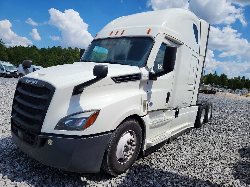 2023 Freightliner Cascadia 126 VIN 3AKJHHDR6PSNS6692 — COPART salvage auction photo