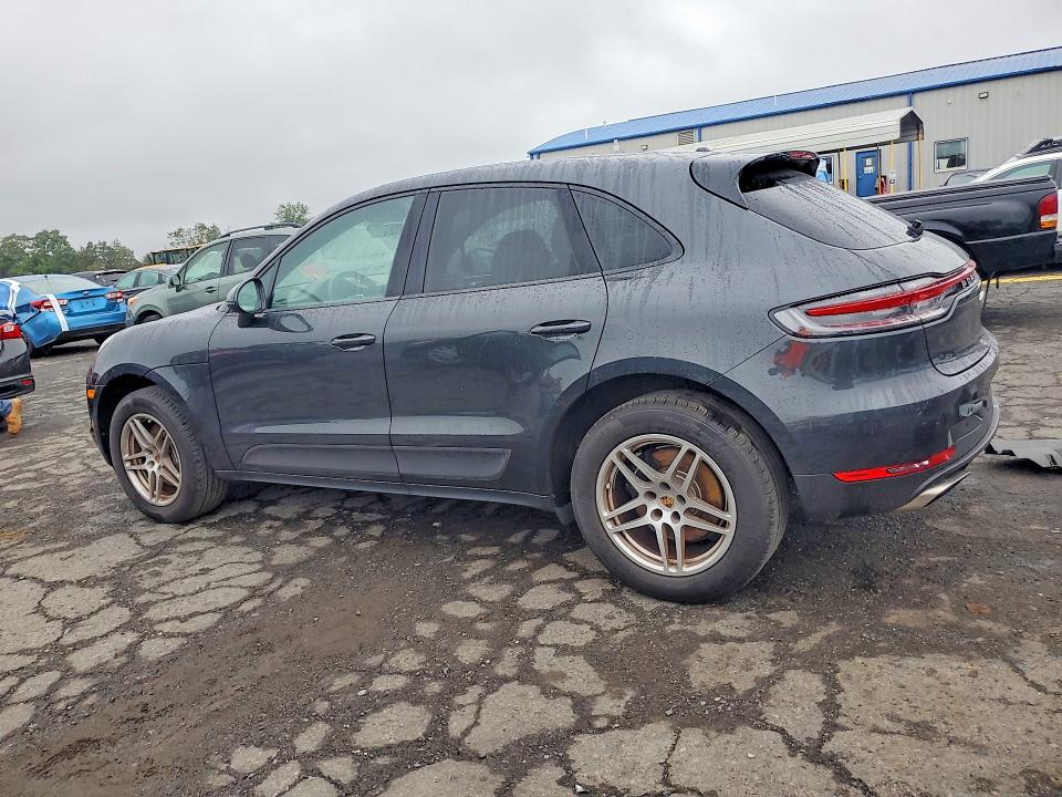 2021 Porsche Macan VIN WP1AA2A5XMLB06059 COPART salvage auction — WATER/FLOOD, PA - CERTIFICATE OF SALVAGE, sold $20,300 on 2026-09-11 (photo 2)