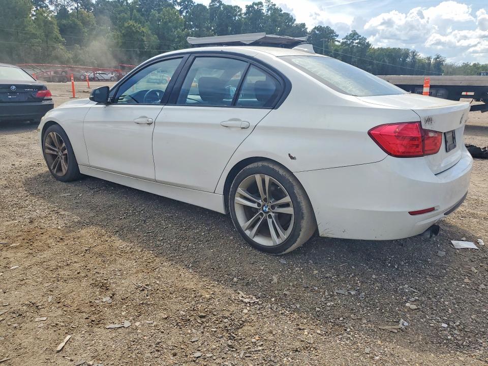 2012 BMW 3er VIN WBA3A5C5XCF342049 COPART salvage auction — MECHANICAL, LA - CERTIFICATE OF TITLE, sold $0 on 2026-09-16 (photo 2)