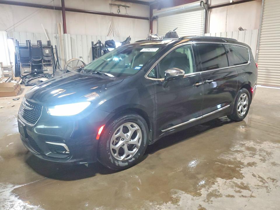 2023 Chrysler Pacifica VIN 2C4RC1GG2PR623689 — COPART salvage auction photo