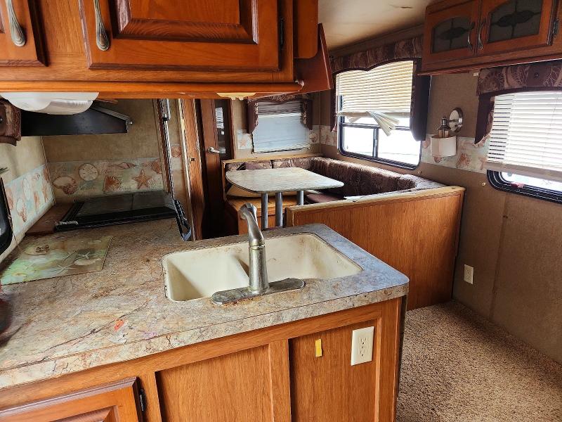 2013 Forest River Sabre VIN 4X4FSRK24D3007006 COPART salvage auction — MINOR DENT/SCRATCHES, CT, sold $2,950 on 2026-09-18 (photo 6)