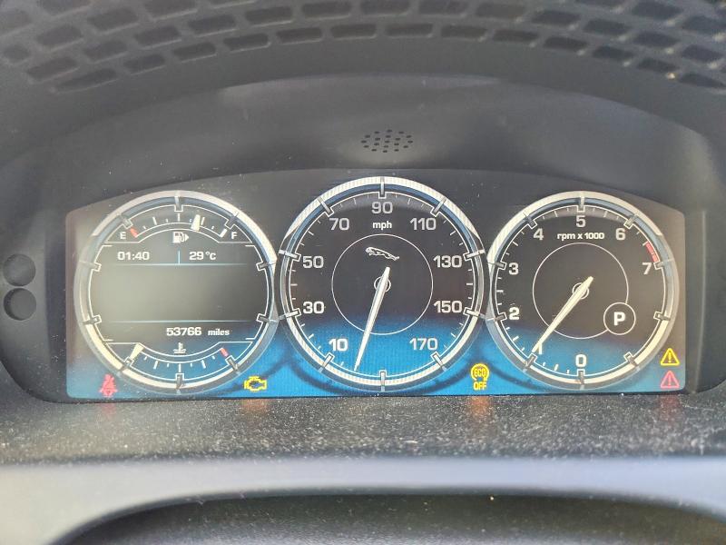 2015 Jaguar Xj VIN SAJWA1CZ8F8V86563 COPART salvage auction — NORMAL WEAR, Salvage Title, sold $1,400 on 2026-10-01 (photo 9)
