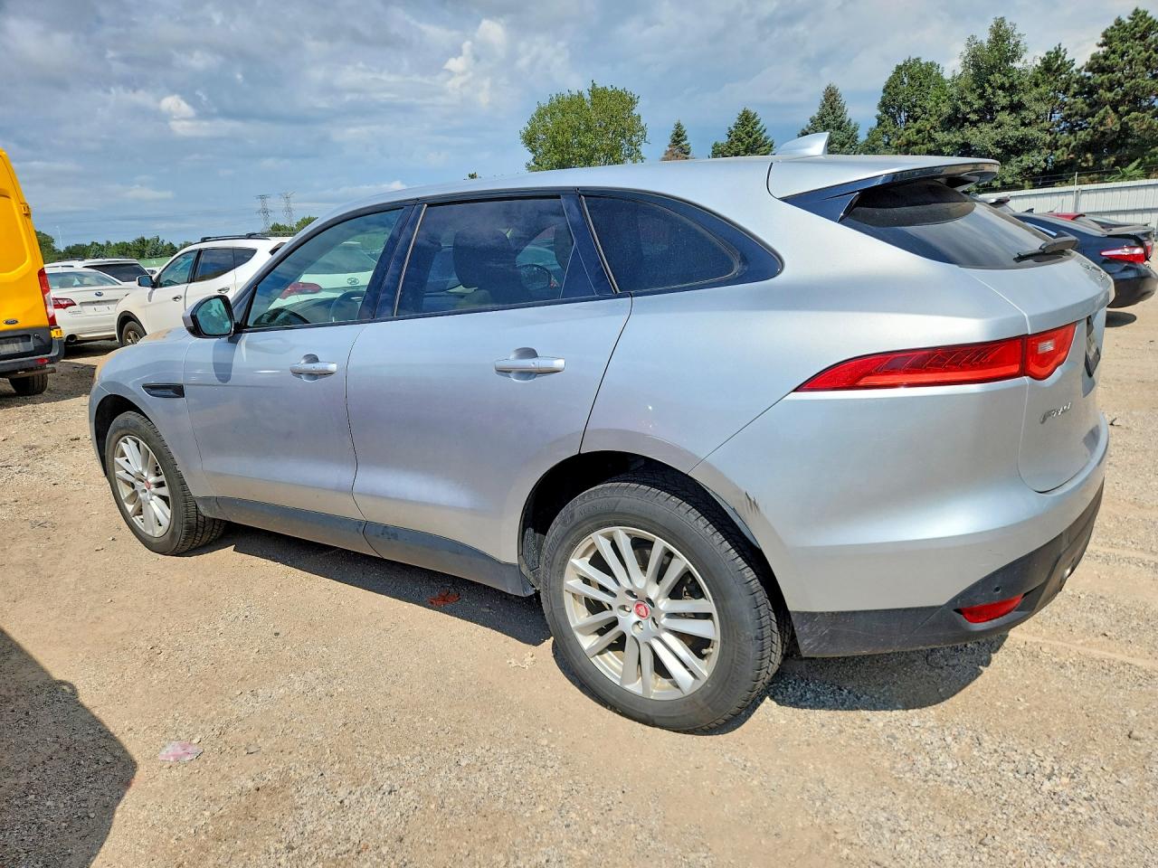 2017 Jaguar F-Pace VIN SADCK2BV6HA085660 COPART salvage auction — Mechanical, Ct - Clean Title, sold $2,850 on 2026-09-24 (photo 2)