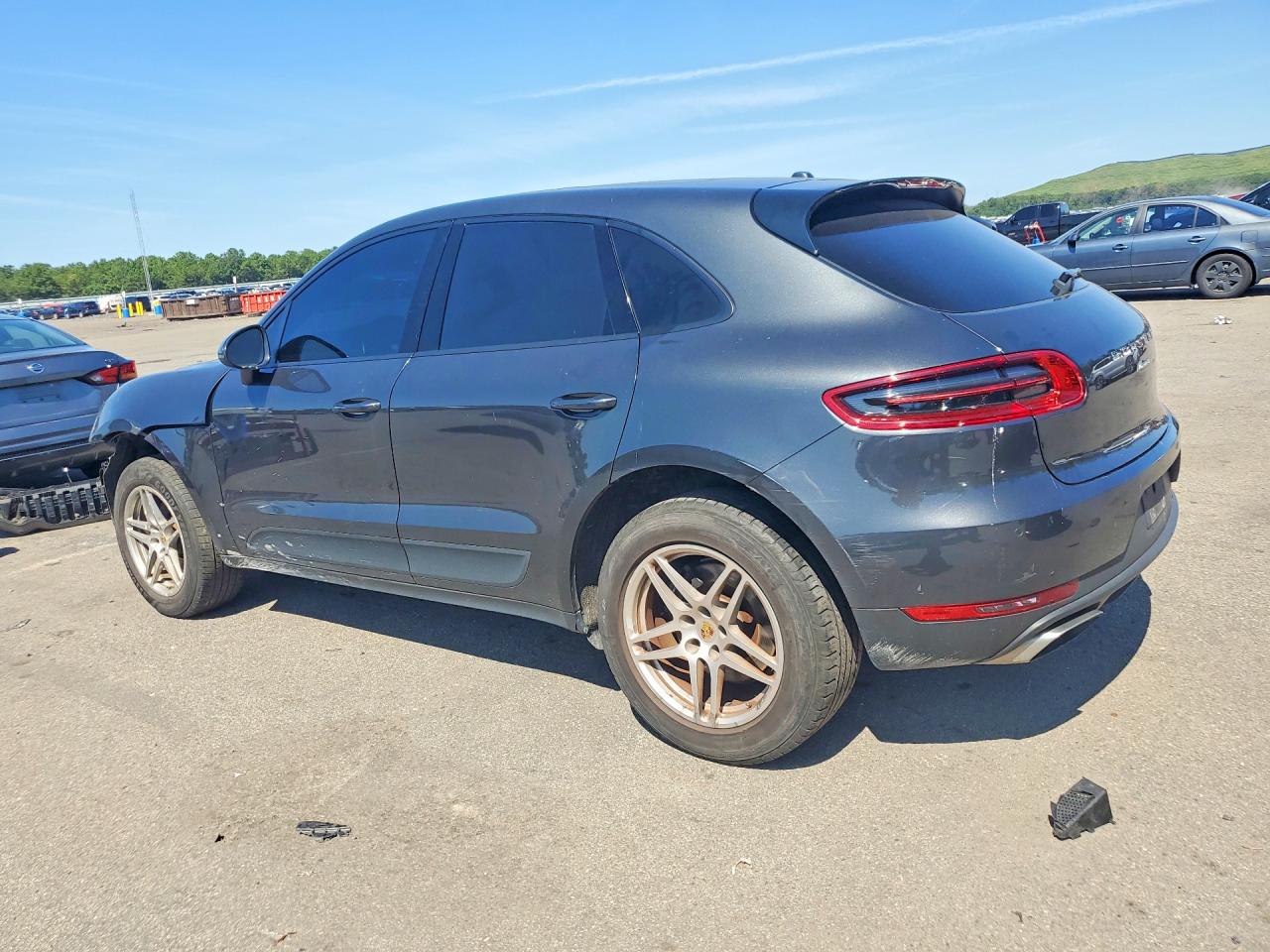 2017 Porsche Macan VIN WP1AA2A58HLB09354 COPART salvage auction — Front End, Ct - Clean Title, sold $2,800 on 2026-09-18 (photo 2)