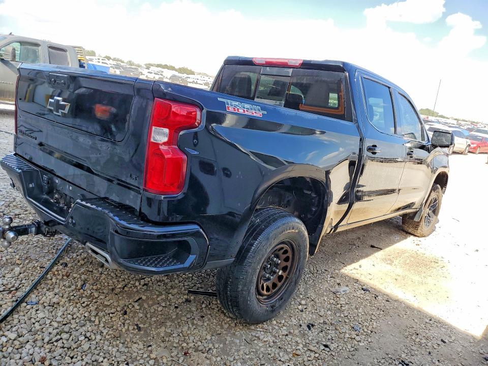 2023 Chevrolet Silverado VIN 3GCUDFE82PG341994 COPART salvage auction — FRONT END, Tx - Certificate Of Title, sold $18,100 on 2026-10-15 (photo 3)