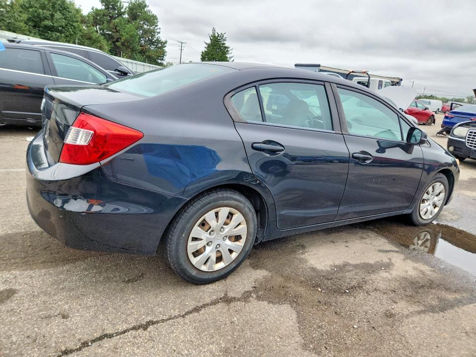 2012 Honda Civic VIN 19XFB2F52CE079038 COPART salvage auction — SIDE, OH - CERT OF TITLE-SALVAGE, sold $1,400 on 2026-10-08 (photo 3)