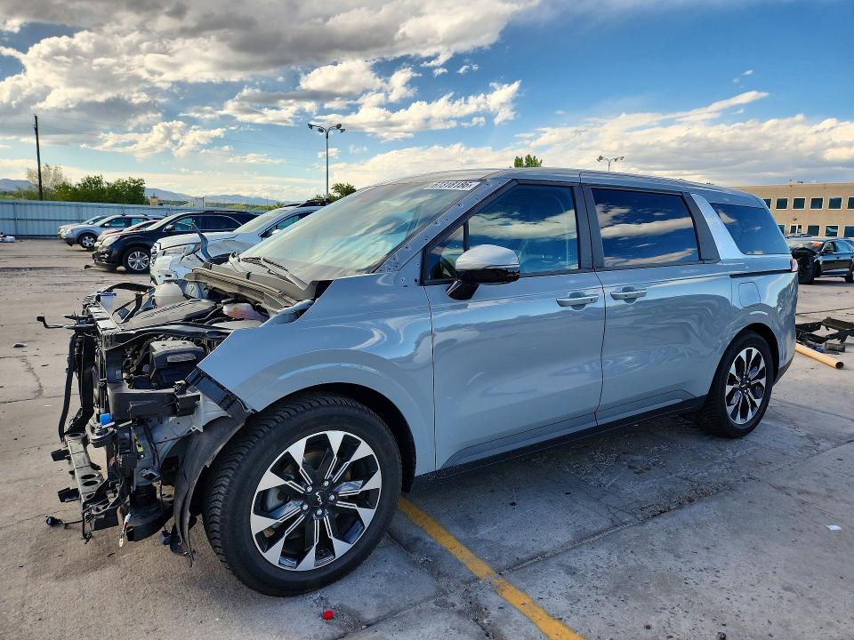 2024 Kia Carnival VIN KNDNC5H37R6405260 — COPART salvage auction photo