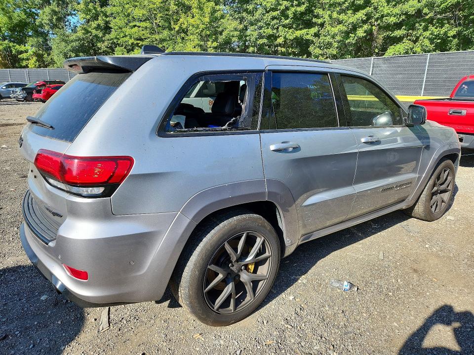 2018 Jeep Cherokee VIN 1C4RJFN9XJC266611 COPART salvage auction — VANDALISM, Va - Certificate Of Title, sold $36,500 on 2026-09-29 (photo 3)