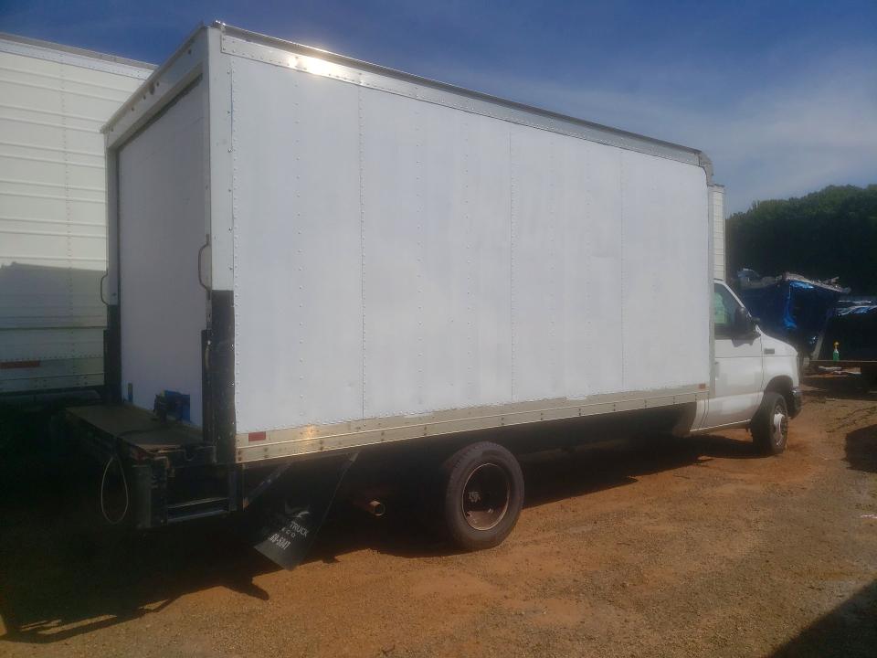 2015 Ford Econoline VIN 1FDXE4FS1FDA35515 COPART salvage auction — MECHANICAL, Sc - Dealer Only Clean Title, sold $2,000 on 2026-09-18 (photo 3)