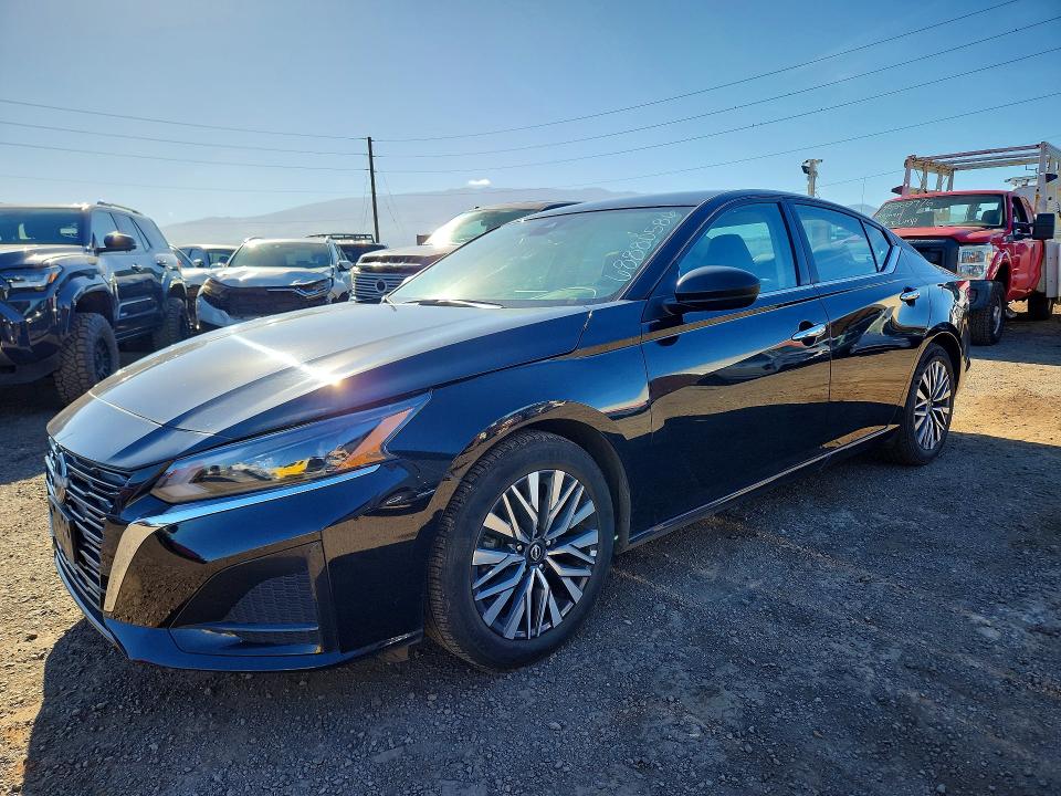 2025 Nissan Altima VIN 1N4BL4DV5SN352645 — COPART salvage auction photo