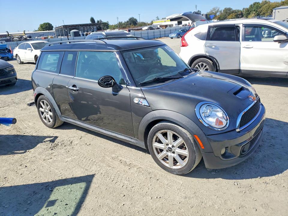 2011 Mini Cooper VIN WMWZG3C57BTY35264 COPART salvage auction — MINOR DENT/SCRATCHES, Ca - Salvage Certificate, sold $350 on 2026-09-22 (photo 4)
