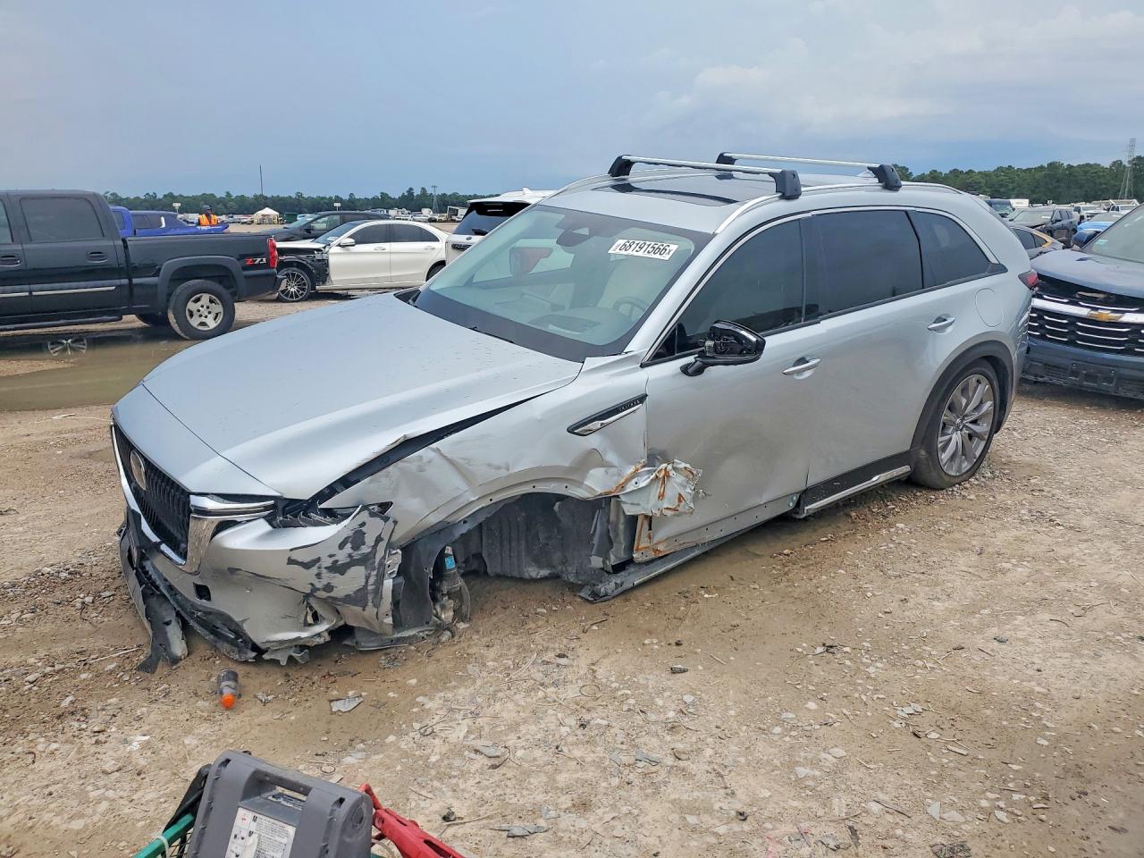2025 Mazda CX-90 VIN JM3KKEHD1S1236975 — COPART salvage auction photo