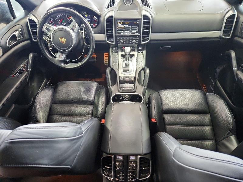 2014 Porsche Cayenne VIN WP1AC2A20ELA80007 COPART salvage auction — MINOR DENT/SCRATCHES, MN - CERTIFICATE OF TITLE, sold $675 on 2026-09-16 (photo 8)