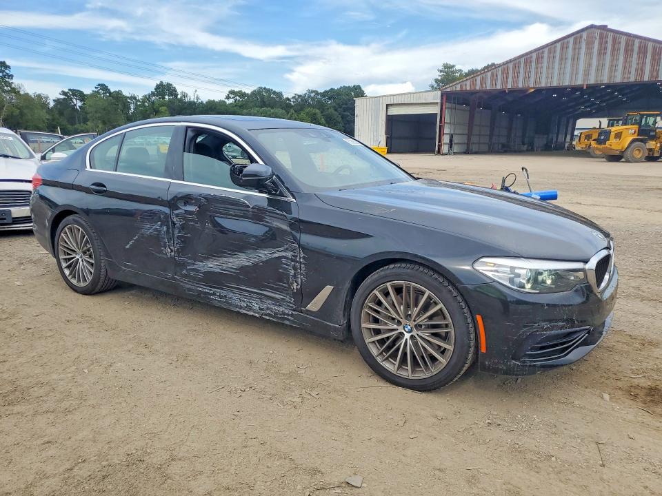 2020 BMW 5er VIN WBAJS1C02LWW78344 COPART salvage auction — SIDE, LA, sold $12,000 on 2026-10-09 (photo 4)