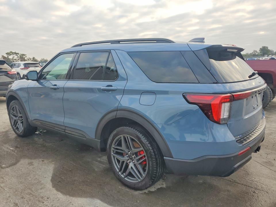 2025 Ford Explorer VIN 1FMUK8KH9SGC39551 COPART salvage auction — WATER/FLOOD, WV - SALVAGE CERTIFICATE, sold $11,000 on 2026-10-05 (photo 2)
