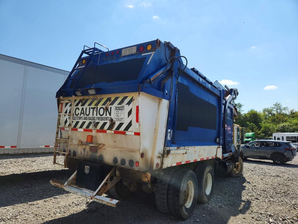 2008 Mack 600 rd600 VIN 1M2AV02C98M002276 COPART salvage auction — FRONT END, Tn - Clean Title Export Only, sold $1,500 on 2026-09-10 (photo 3)