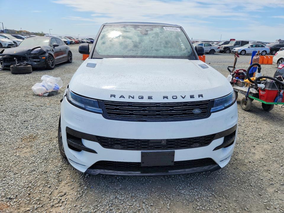 2025 Land rover RANGE ROVER VIN SAL1L9E43SA434284 COPART salvage auction — FRONT END, CA - SALVAGE CERTIFICATE, sold $59,500 on 2026-09-18 (photo 5)