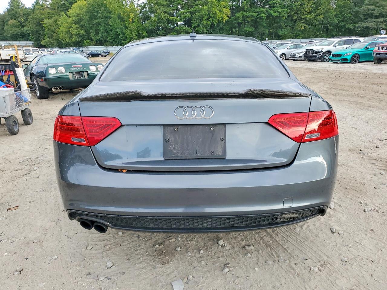 2013 Audi A5 VIN WAUMFAFR9DA072033 COPART salvage auction — Mechanical, MA - CERT OF TITLE-RECONSTRCTD COLL, sold $1,000 on 2026-10-02 (photo 6)