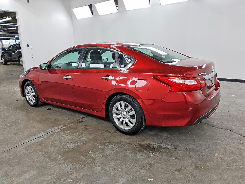 2016 Nissan Altima VIN 1N4AL3AP9GN324737 COPART salvage auction — MINOR DENT/SCRATCHES, Salvage Title, sold $250 on 2026-09-16 (photo 2)