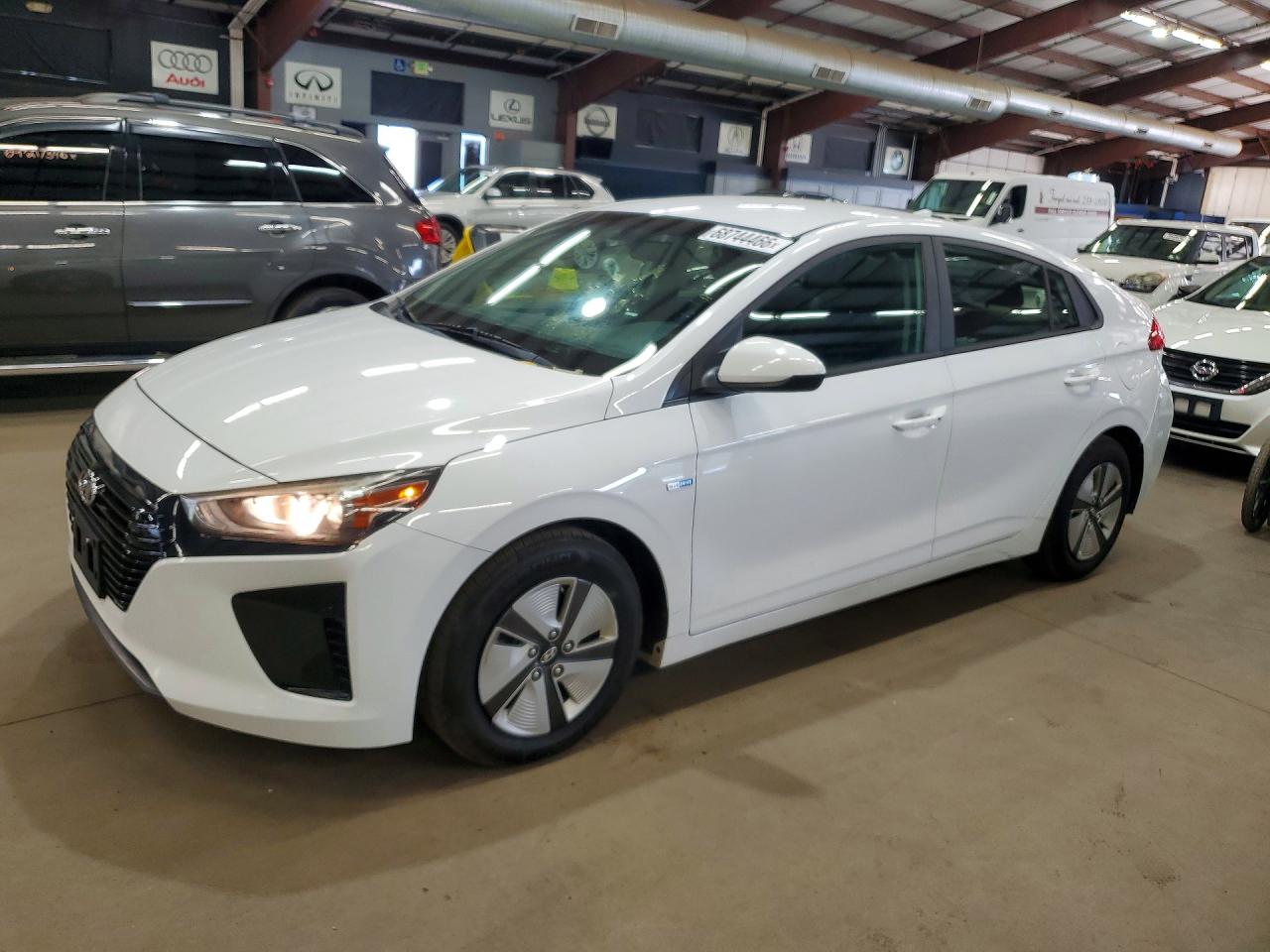 2019 Hyundai Ioniq VIN KMHC65LC6KU108192 — COPART salvage auction photo