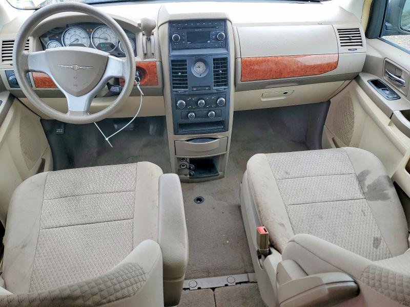 2008 Chrysler Town & country VIN 2A8HR44H48R781759 COPART salvage auction — FRONT END, IA - CERTIFICATE OF TITLE, sold $525 on 2026-09-11 (photo 8)