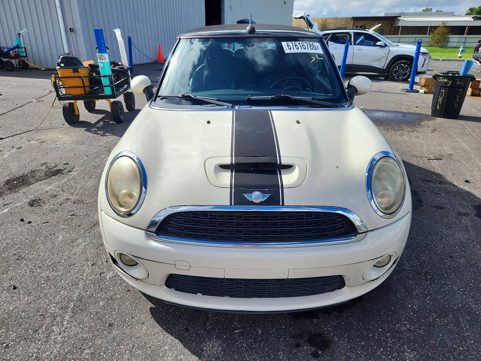 2010 Mini Cooper VIN WMWMS3C52ATY50651 COPART salvage auction — MINOR DENT/SCRATCHES, GA - CERTIFICATE OF TITLE, sold $2,150 on 2026-09-09 (photo 5)