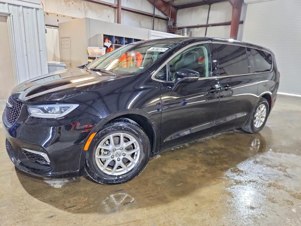 2024 Chrysler Pacifica VIN 2C4RC1BG5RR140059 — COPART salvage auction photo