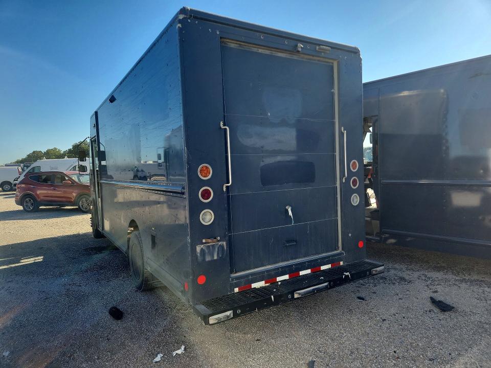 2020 Ford F59 VIN 1F65F5KN4L0A05042 COPART salvage auction — MINOR DENT/SCRATCHES, TX - CERTIFICATE OF TITLE, sold $15,000 on 2026-09-10 (photo 2)