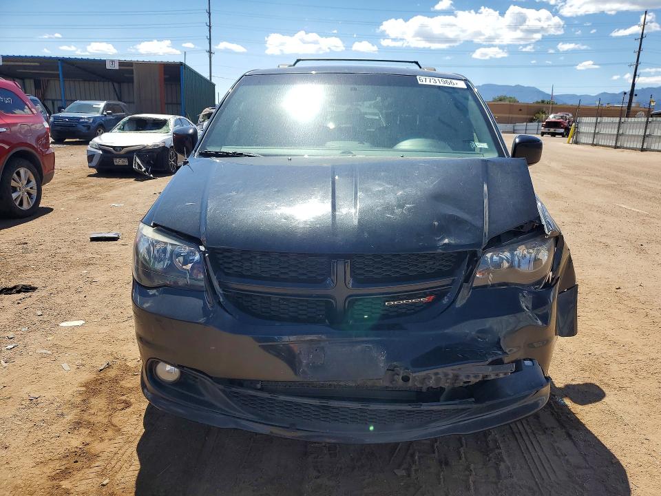 2016 Dodge Caravan VIN 2C4RDGEGXGR376148 COPART salvage auction — FRONT END, Co - Dis/Dlr/Exp Only Clean Title, sold $975 on 2026-09-07 (photo 5)