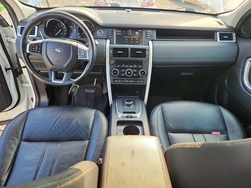 2018 Land Rover Discovery VIN SALCP2RX0JH746979 COPART salvage auction — MINOR DENT/SCRATCHES, KS - DEALER ONLY CLEAN TITLE, sold $4,000 on 2026-09-15 (photo 8)