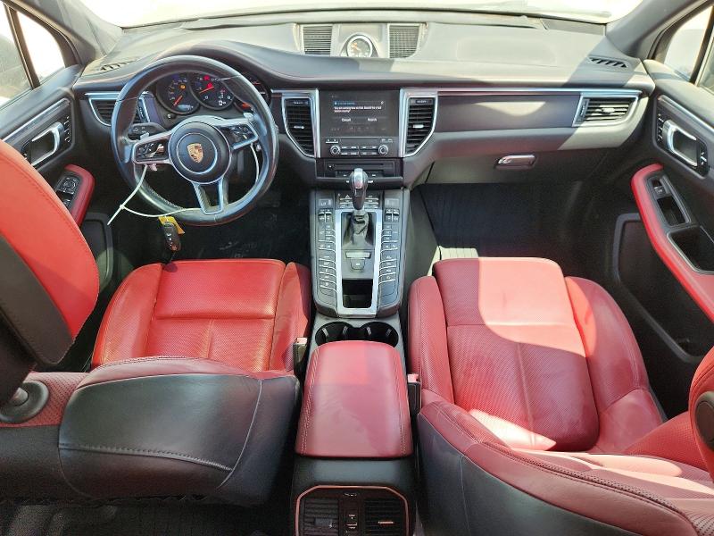 2017 Porsche Macan VIN WP1AG2A52HLB51694 COPART salvage auction — MINOR DENT/SCRATCHES, TX - CERTIFICATE OF TITLE, sold $12,700 on 2026-10-08 (photo 8)