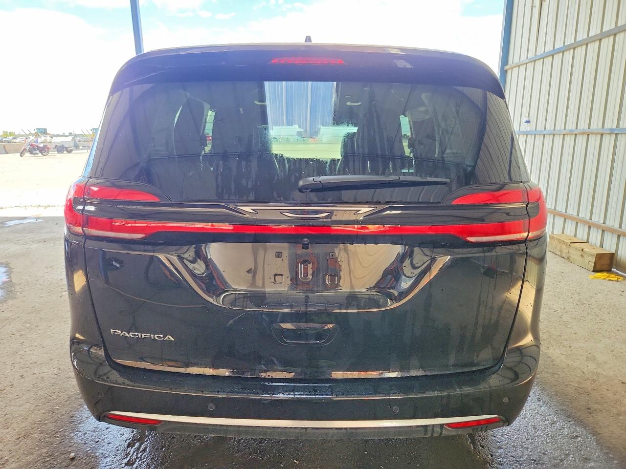 2027 Chrysler Pacifica VIN 2C4RC1BG4VR571857 COPART salvage auction — Side, CO - CERTIFICATE OF TITLE (P), sold $18,000 on 2026-09-23 (photo 6)